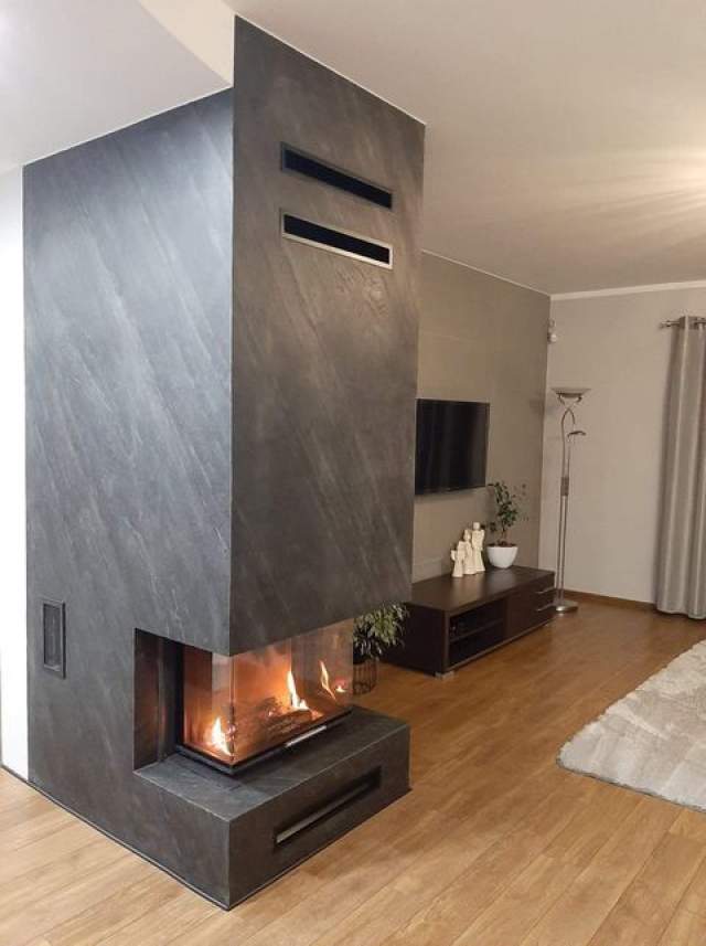 Fornir kamienny na kominku Czarny ocean black