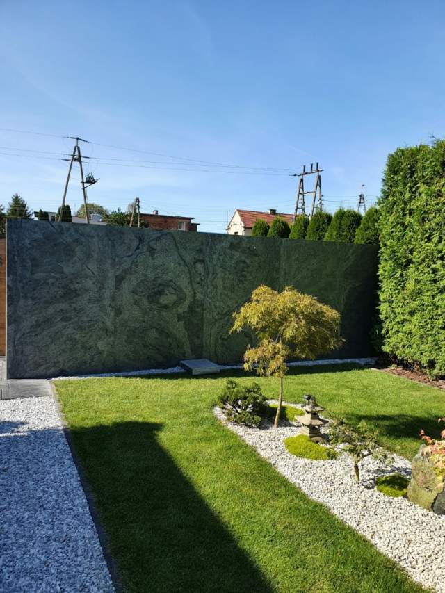 Fornir kamienny na 
