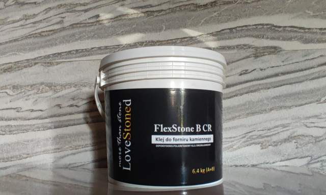 Klej do forniru kamiennego na elewację FlexStone BCR